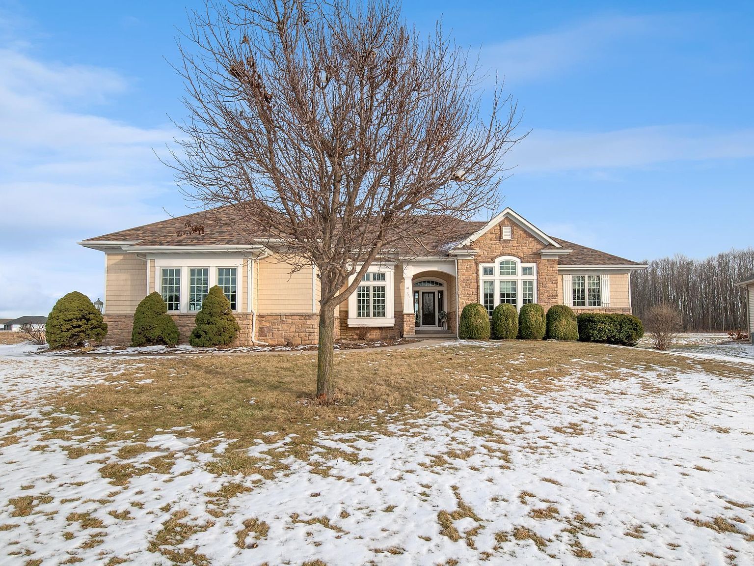581 Royal Saint Pats Dr