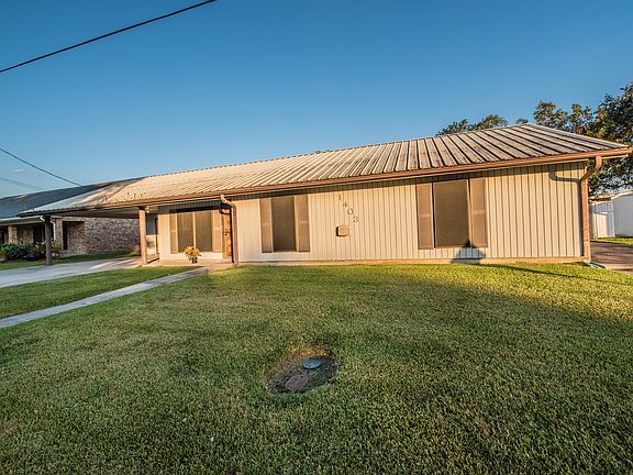 5th image of 1403 Southport Blvd