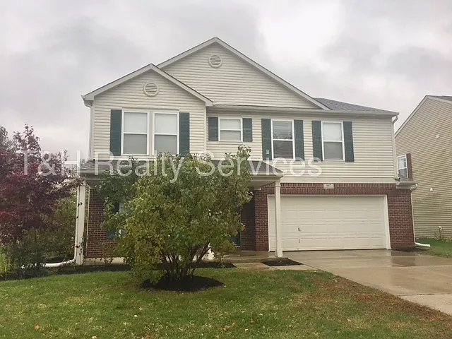 997 Peppermint Ct photo 1