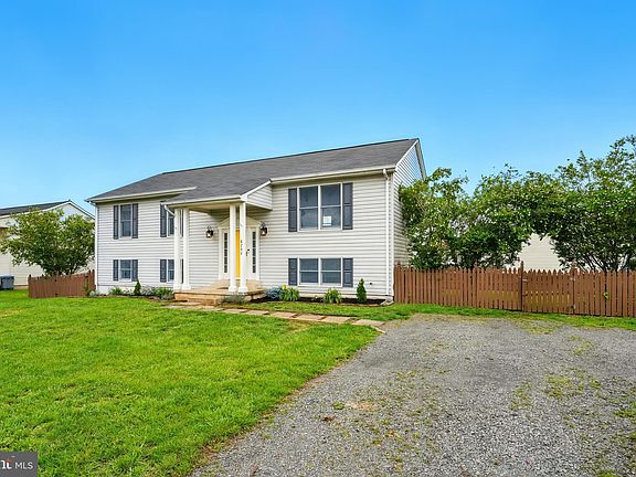 3rd image of 6254 Goulding Ct