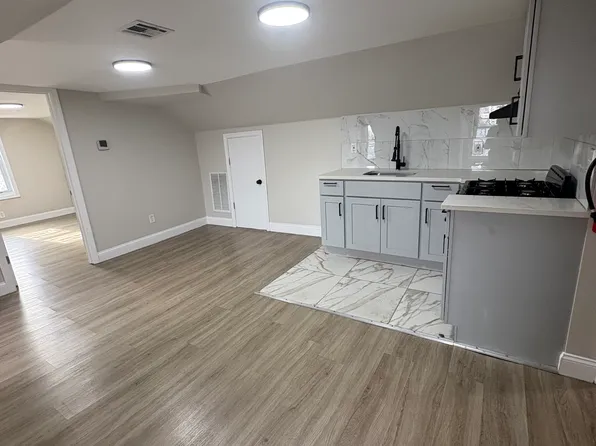 211 W Broadway #4, Paterson, NJ 07522