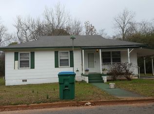 306 4th St, Sylacauga, AL 35150