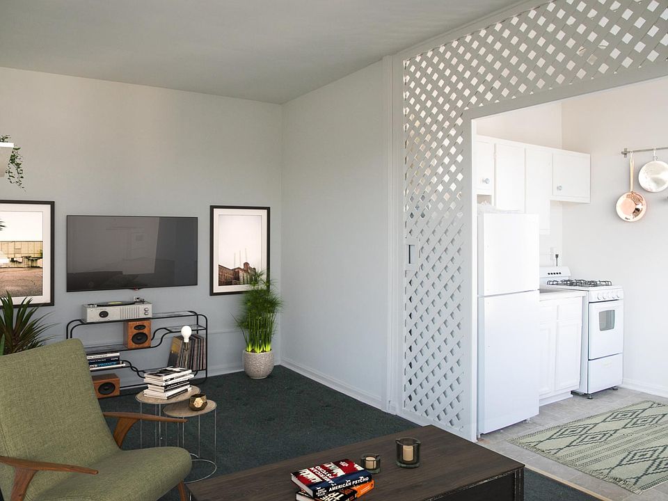 Living room & kitchen