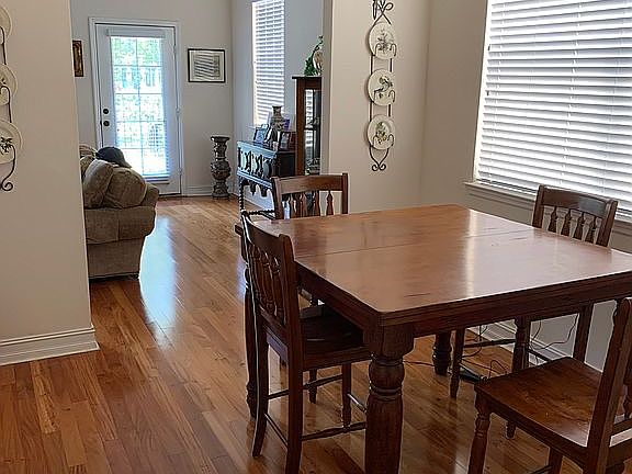 3rd image of 3151 Toscana Cir