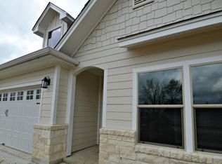 1320 Ave N, Nederland, TX 77267