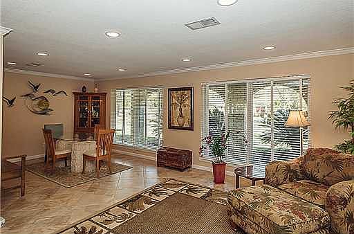 4th image of 128 La Branche Ave