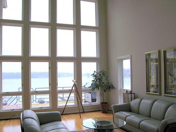 Living Room - Lake View