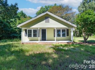 1933 N Rocky River Rd, Lancaster, SC 29720