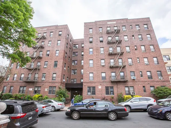 4037 77th St APT 5B, Flushing, NY 11373