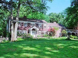 93 Cross Pond Rd, Pound Ridge, NY 10576