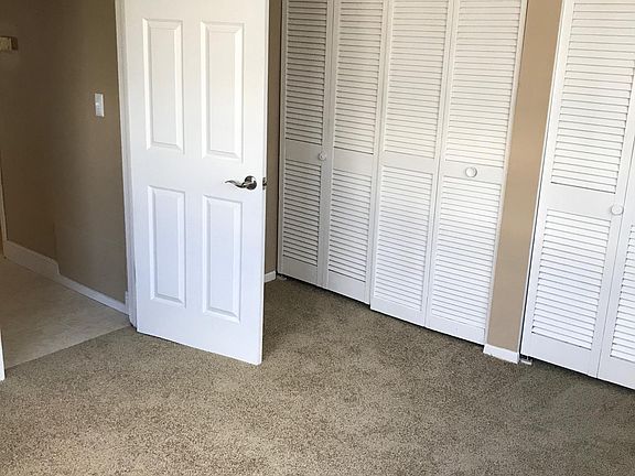 5th image of 476 88th Ave N