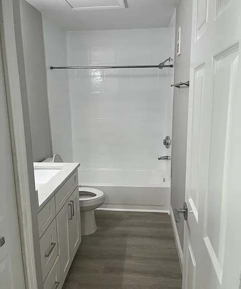 Spring Lake Apartments — Photo 186
