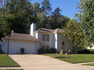 9711 Fox Run Dr, Clinton, MD 20735