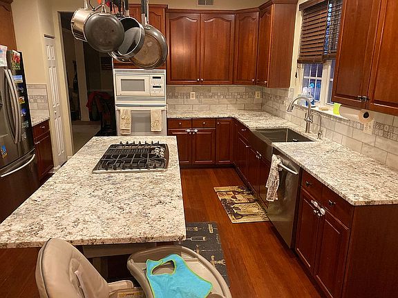 4th image of 13190 Flynn Ct