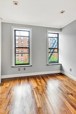 Rented by Compass | media 7