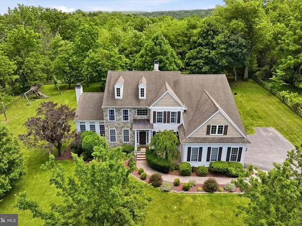 2684 Charlestown Rd, Phoenixville, PA 19460
