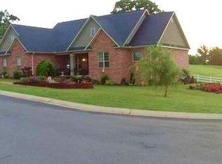 102 Windstar Ln, Hot Springs, AR 71913