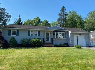 10 Amwell Rd, Hillsborough, NJ 08844