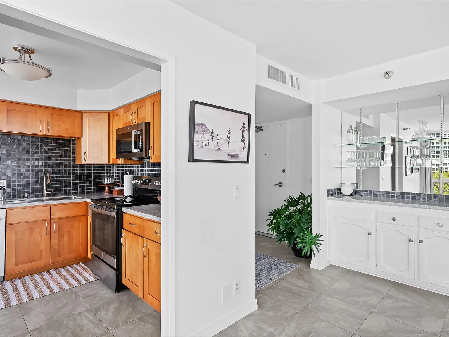 2 bed, 2.0 bath, 1194 sqft, $20,000 — Photo 3
