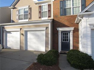 9010 Bishop Crest Ln, Charlotte, NC 28277
