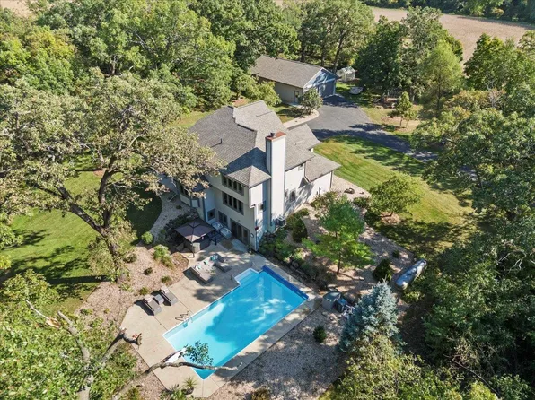 2082 Tower Drive, Stoughton, WI 53589