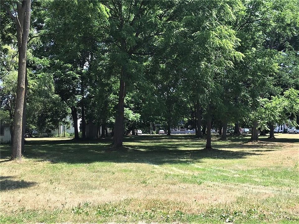 1st image of 20 East Ave
