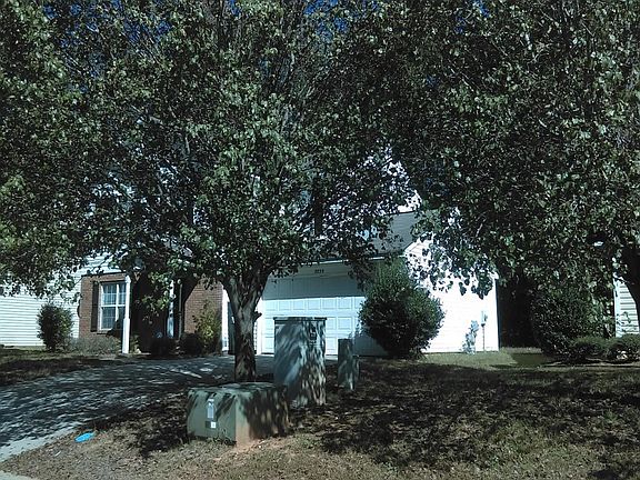 3rd image of 2239 Mancke Dr