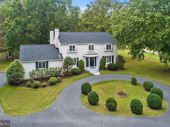 2nd image of 8500 Plum Creek Dr