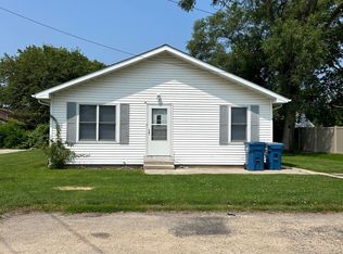 1206 N Division St, Morris, IL 60450