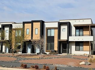 3320 E Elkhorn Ln, Washington, UT 84780