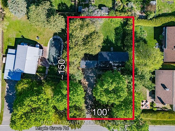 2nd image of 26 Maple Grove Rd
