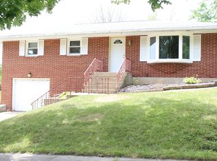 2909 Concordia Dr, Rockford, IL 61109