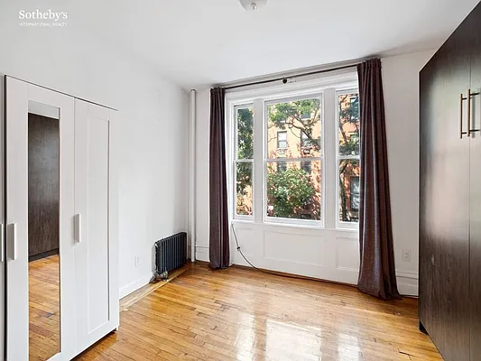 Rented by Sotheby's International Realty | media 18