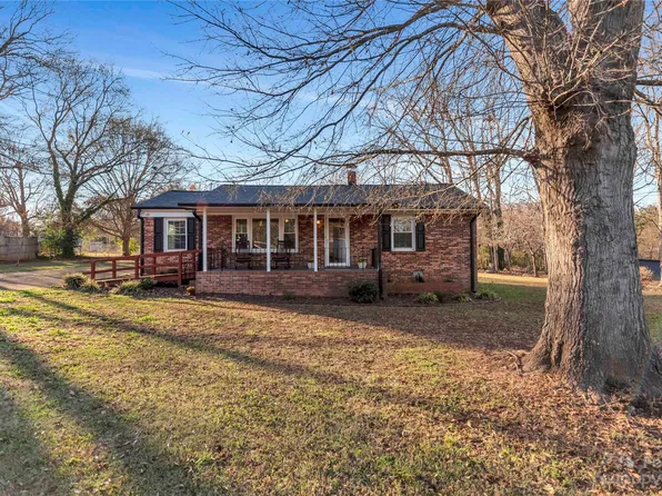 501 Mills St, Gastonia, NC 28054