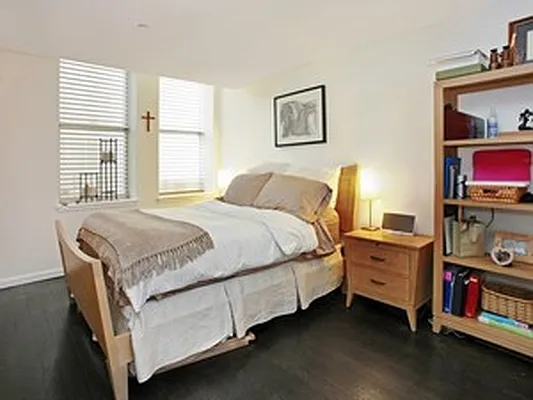 Sold by Corcoran | media 14