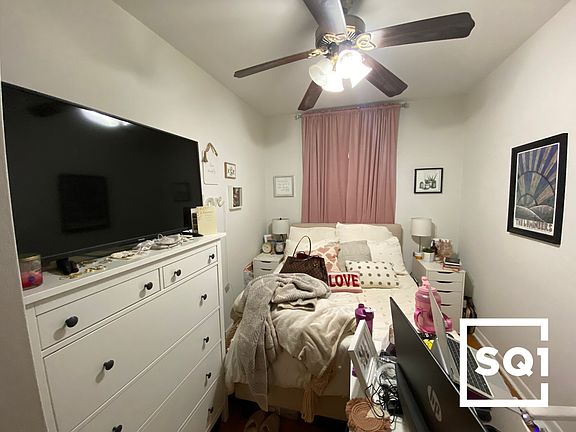 3rd image of 748 W Belden Ave APT 2R