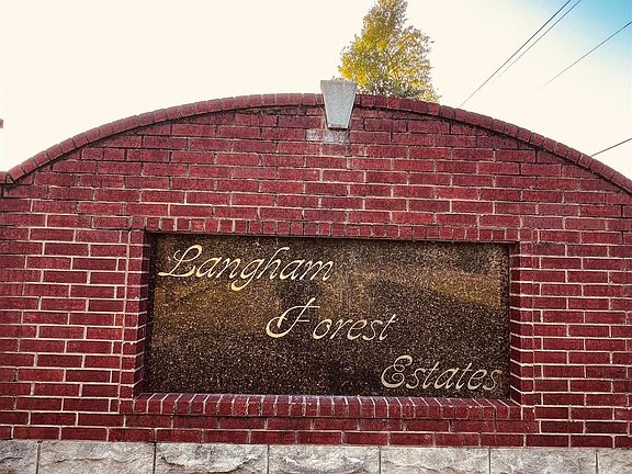 2nd image of 1705 Essence Ln