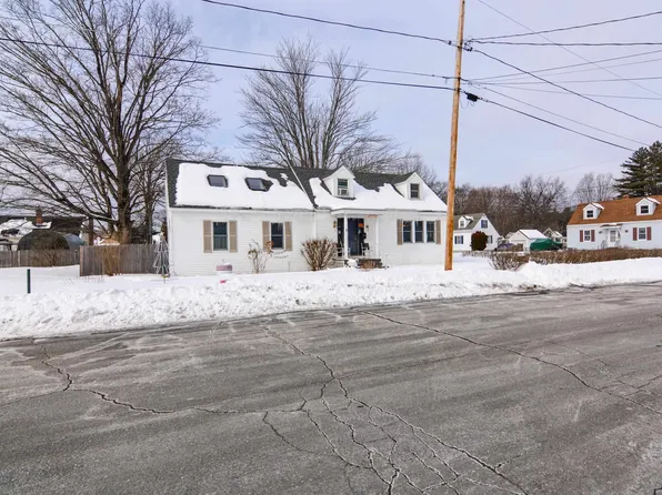 8 Lindy Avenue, Claremont, NH 03743