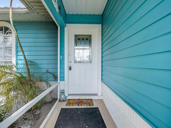 5th image of 2201 SW Halissee Street