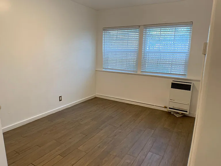 1316 Lemoyne St #20 — Photo 17