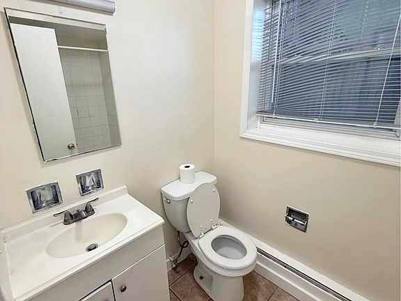 3rd image of 6235 N Mozart St APT 5