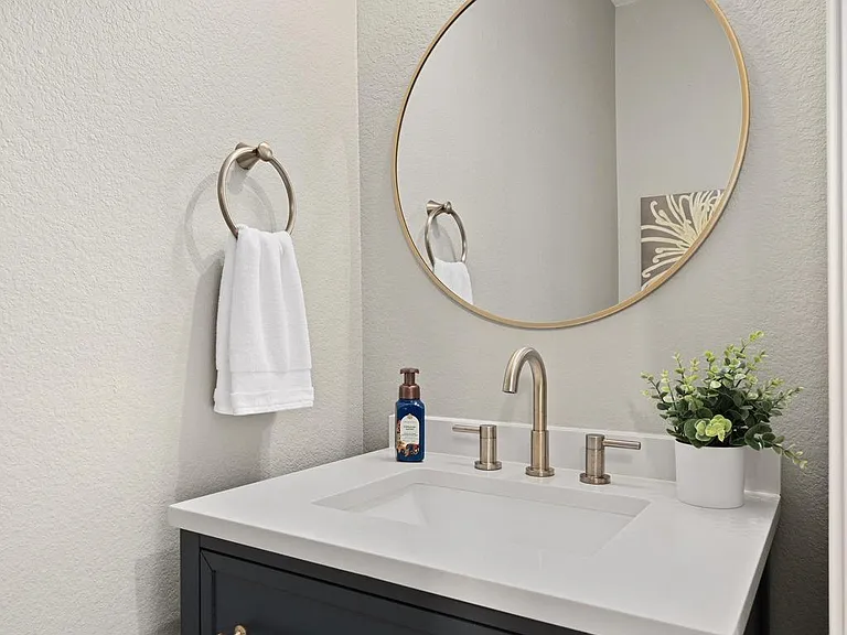 8620 Alophia Dr — Photo 18