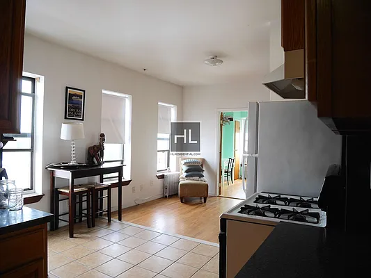 Rented by Highline Residential | media 1