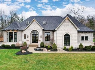 2301 Signature Dr N, Xenia, OH 45385