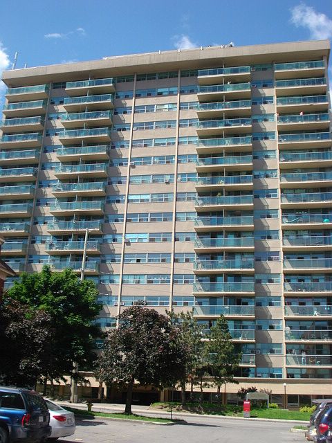1st image of 52 Bayswater Ave #912