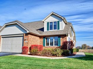 13881 Steeples Rd, Lemont, IL 60439