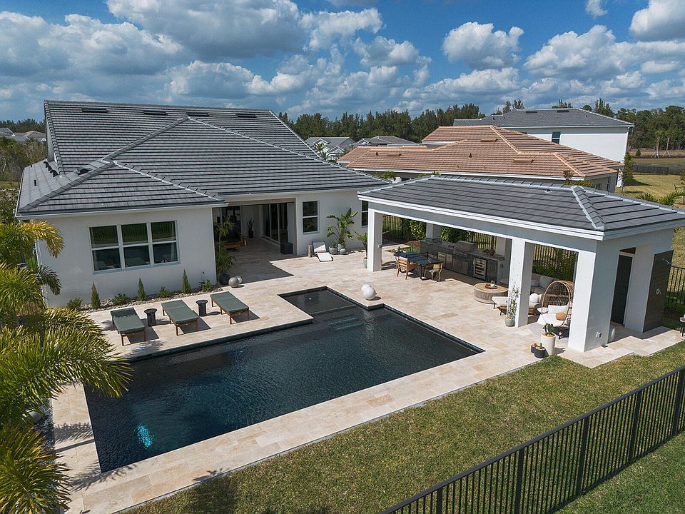 1st image of 14976 Wildwood Circle