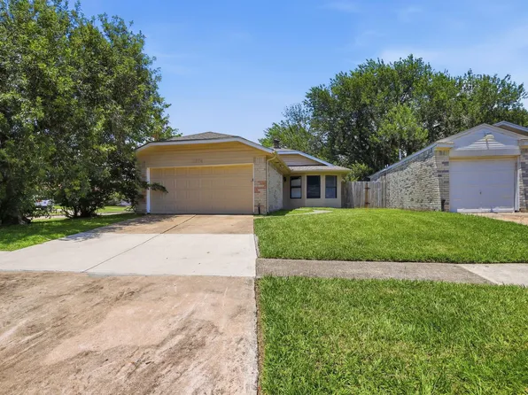 16226 Alden Ridge Dr, Houston, TX 77053
