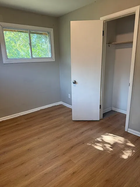 2911 S Hydraulic Ave — Photo 4