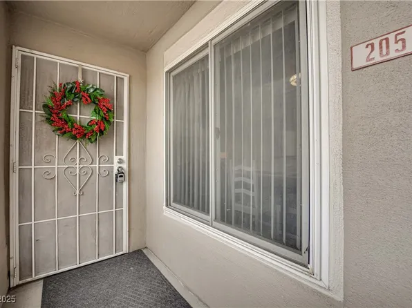 1909 Mountain Hills Ct Unit 205, Las Vegas, NV 89128